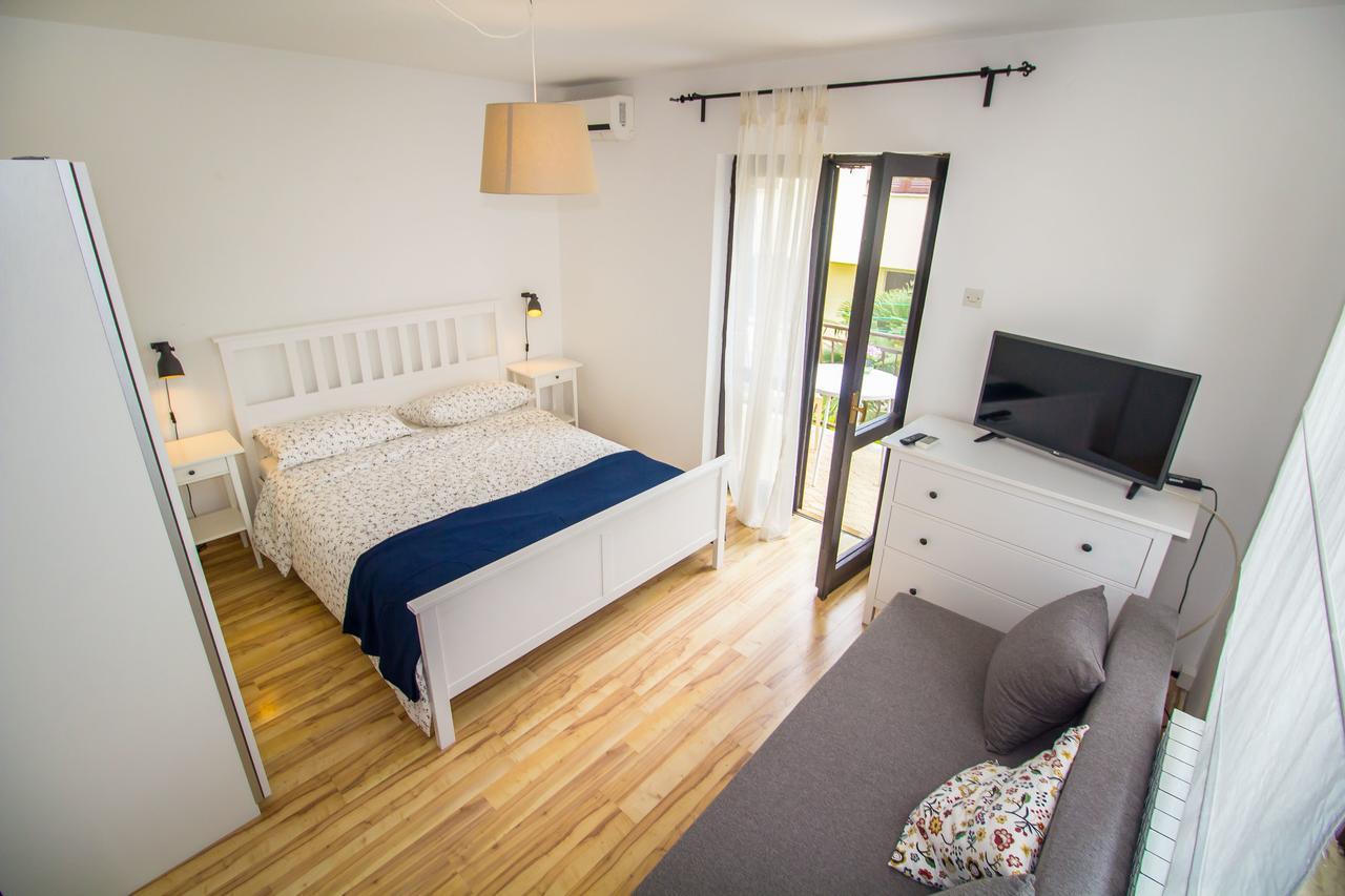 Ferienwohnung Pineta House Vidos Poreč Exterior foto